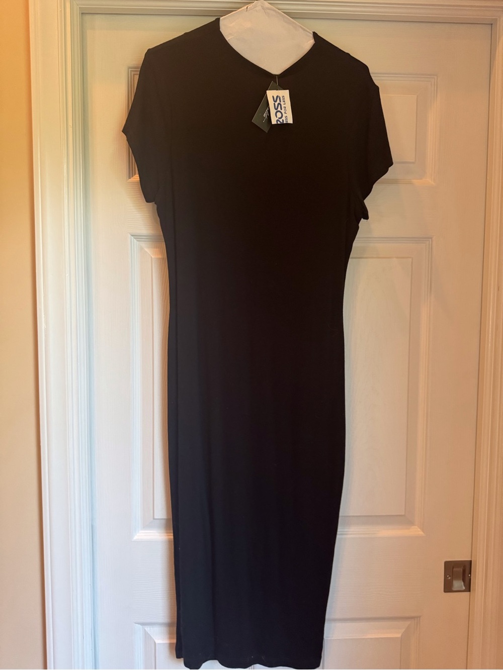 Black Short-Sleeve Maxi Dress
